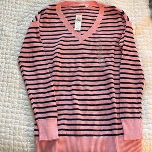 Gap women’s size small neck sweater